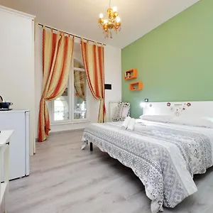 Pensjonat Lucky, Rzym